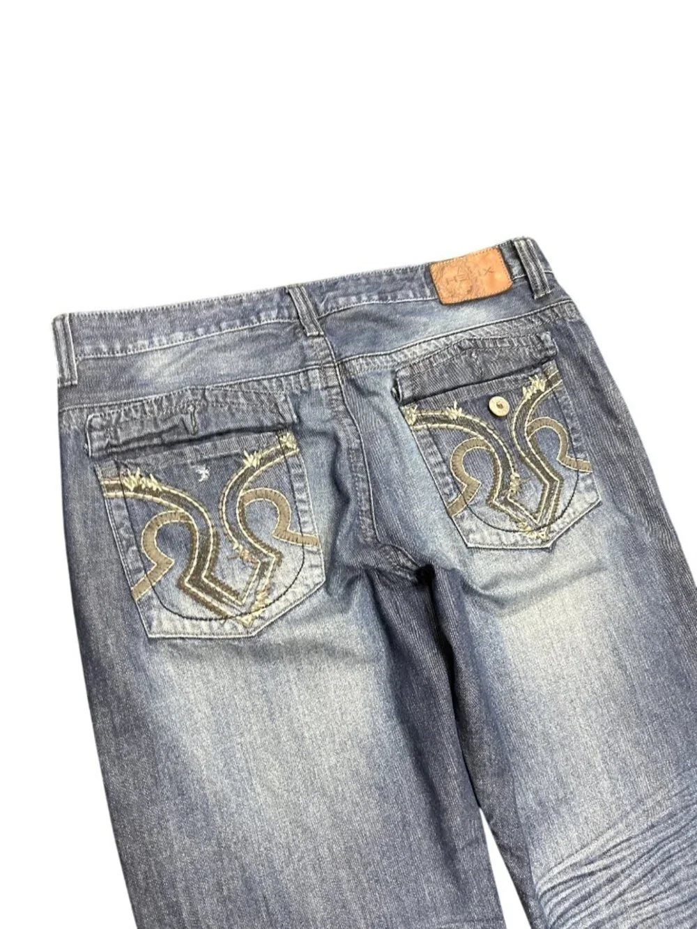 Helix mens blue denim embroided boot cut jeans sz 38x32 SKU 10-548